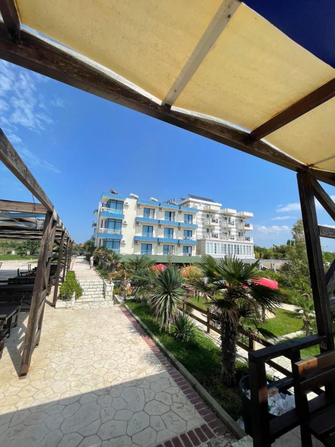 Hotel Zverneci Vlore Exterior photo